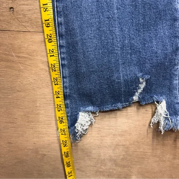 Risen High-Waist Frayed Hem Ankle Flare - Picture 8 of 10